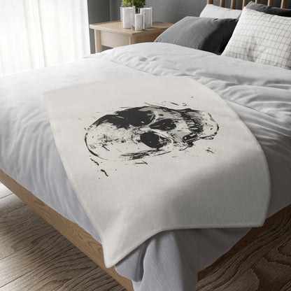 Chic Urban Grunge Aesthetic Dual-Sided Skull Blanket – Trendy Home Accessory for Fashion-Forward Bedroom or Lounge, Monochrome with Edge