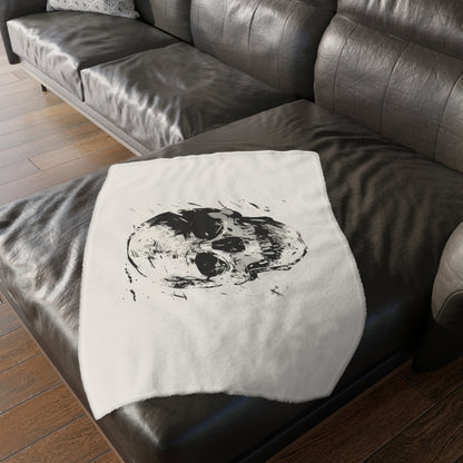 Chic Urban Grunge Aesthetic Dual-Sided Skull Blanket – Trendy Home Accessory for Fashion-Forward Bedroom or Lounge, Monochrome with Edge